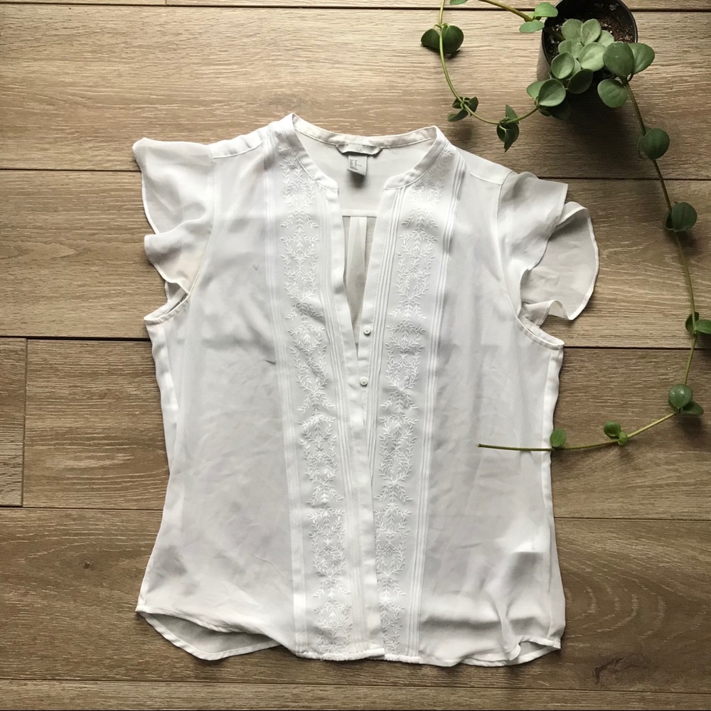 Gorgeous Delicate white tank top (with undershirt)